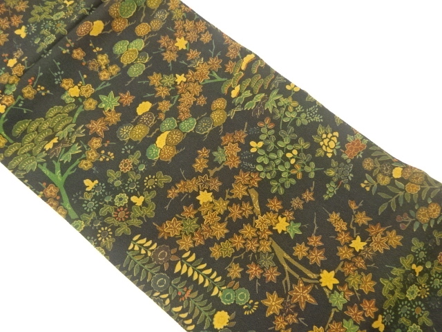 縮緬地草花・枝葉模様名古屋帯